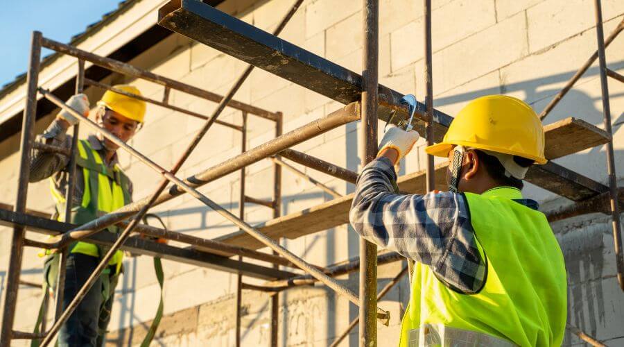 Professional gutter cleaning in Union, MO